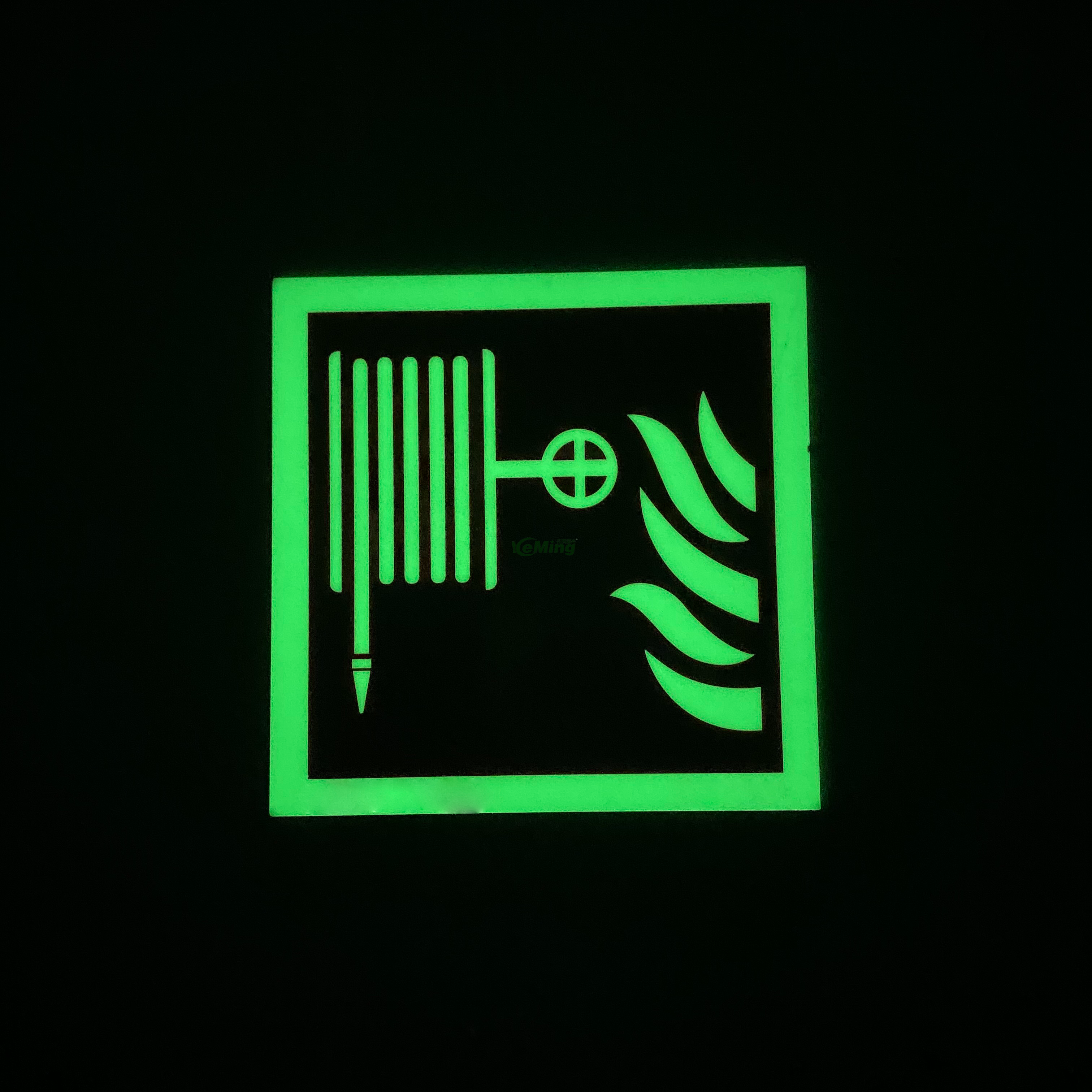 Fire Safety Hose Sign, Fire Sprinkler Water Sign, Red Signal, Fire Hose Reel Sign Glow in The Dark 